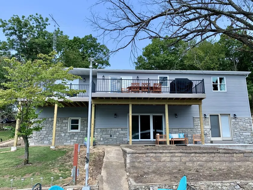 Completely renovated home in Quiet Cove with a Dock! - Image 1