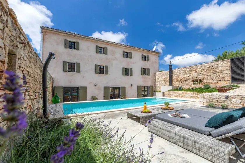 Villa Ferna with Pool - Image 1