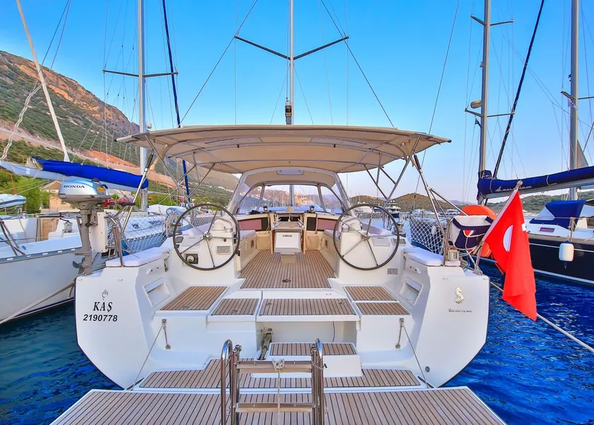 Segelurlaub in einem Beneteau Oceanis 48 am Mittelmeer in Kas, - Image 1