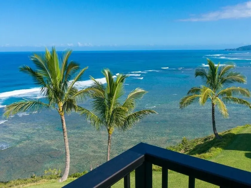 Sealodge Condo: Prime Oceanfront Unit - Image 1