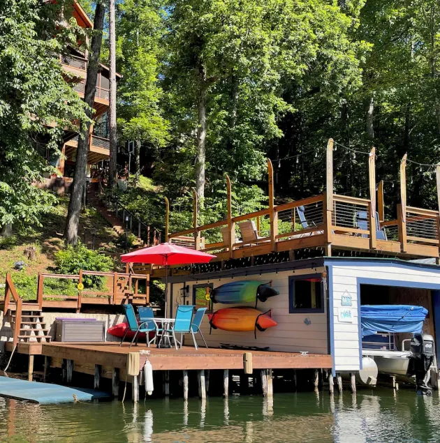Welcome to Our Little Slice of Heaven on the Lake! - Image 1