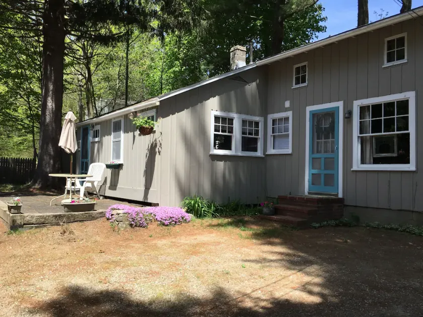 Animaux acceptés! Cottage Maine à seulement 3 pâtés de maisons de la belle plage de Long Sands - 8 personnes - Image 1
