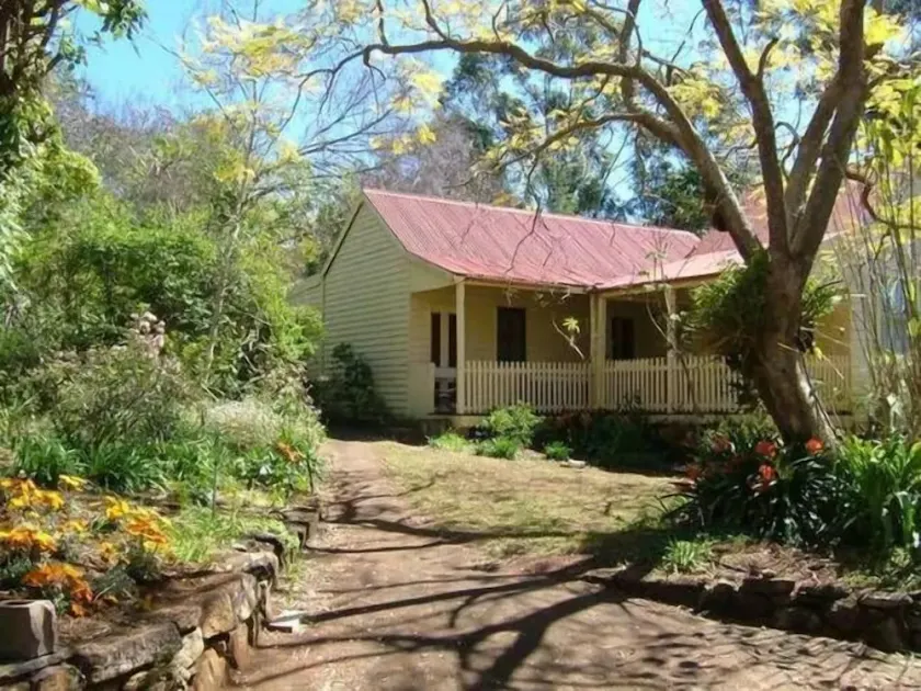 Hermitage Cottage Kurrajong - Image 1