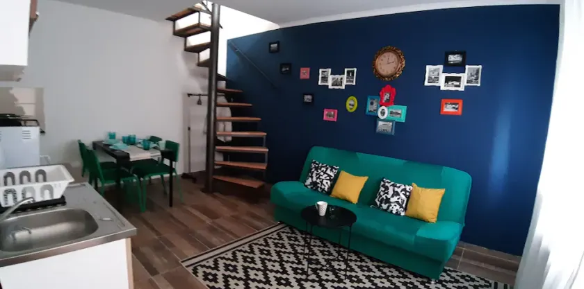 Warm and friendly home away from home - Image 1