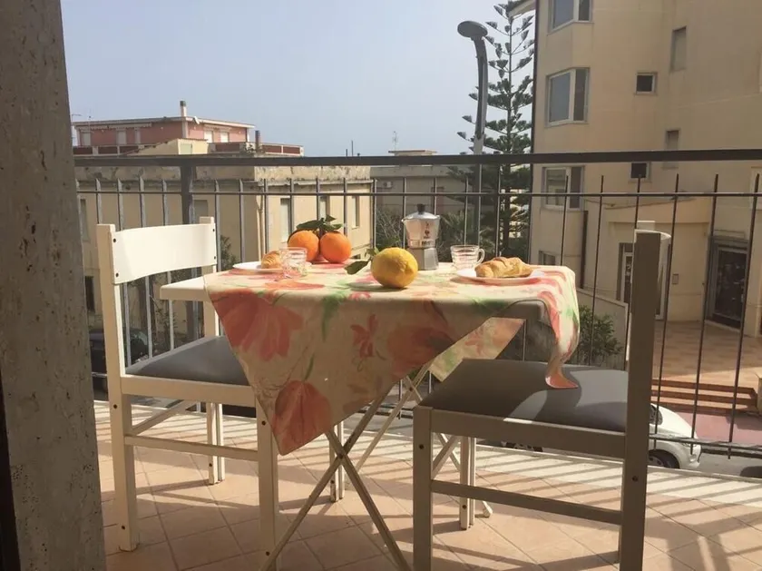 Appartamento famigliare a due passi dal mare. - Image 1