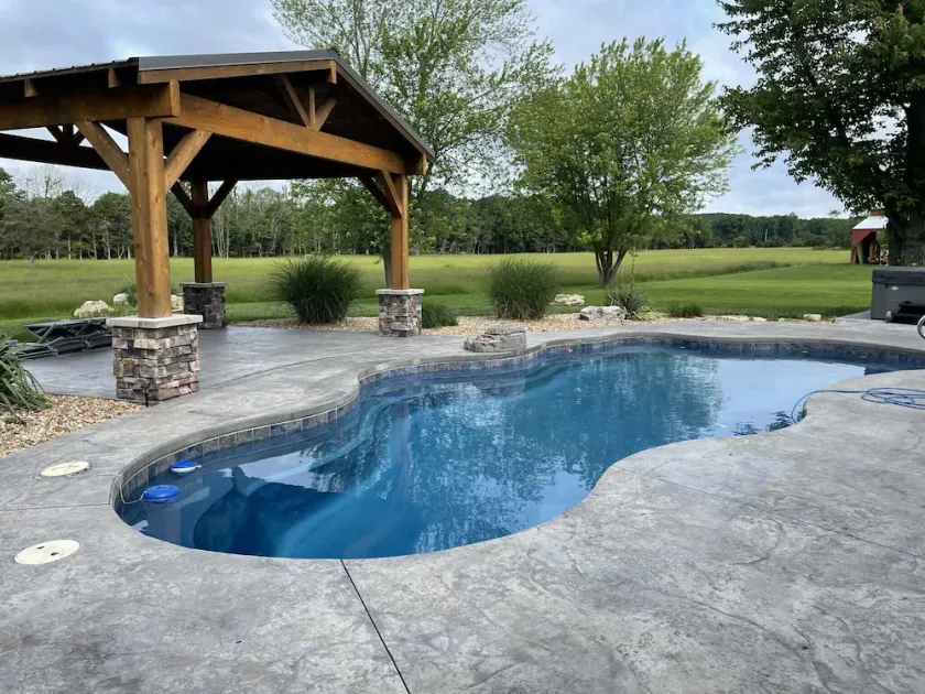 Bluebird Meadows with In-ground Pool and Hot Tub! 125 ACRES TO EXPLORE - Image 1