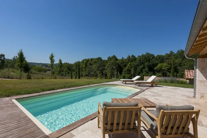 Villa 10 Luxuriöse Luxusvilla mit Pool und Blick auf die hügelige Landschaft - Image 1