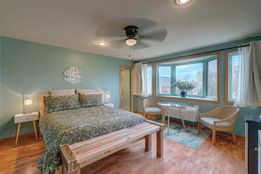 A Room with a View - Image 1