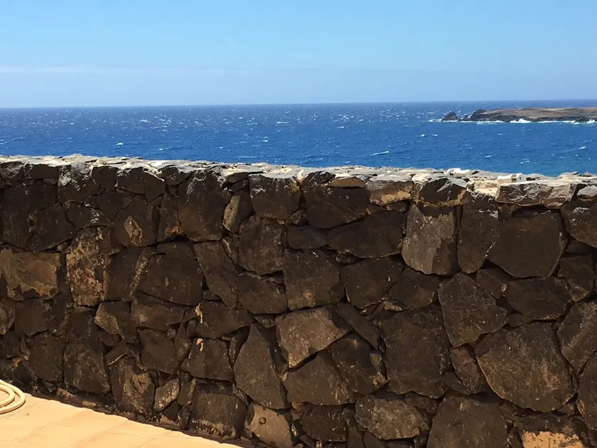 Lyxig lägenhet vid havet, grandios drömterrass, pool, djur - Image 1