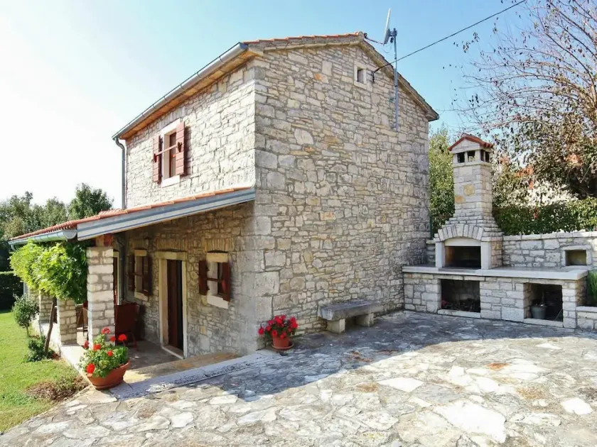 Holiday Homes Ana & Maria - Image 1