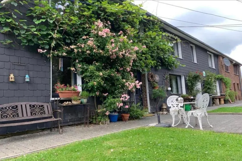 Hyggeligt Feriehus til 8 i Büllingen - Image 1