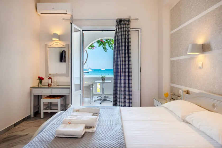 Irene Hotel - Beachfront - Image 1