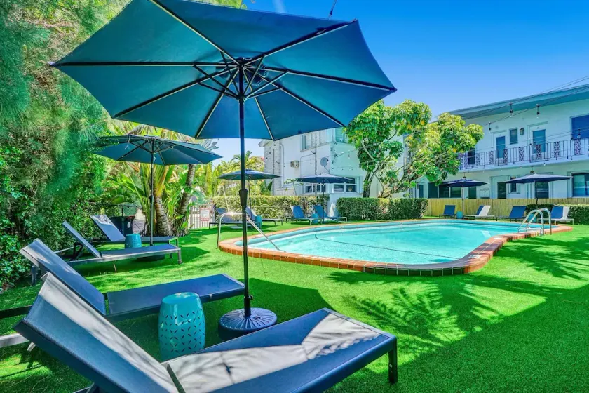 Bay Harbor Boutique Vacation Rental - Image 1