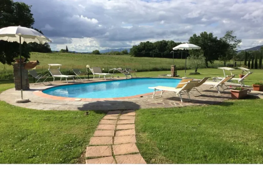 LA CASA DI CATIA ist ein familienfreundliches Toskana Ferienhaus mit Pool im Chiana Tal - Image 1
