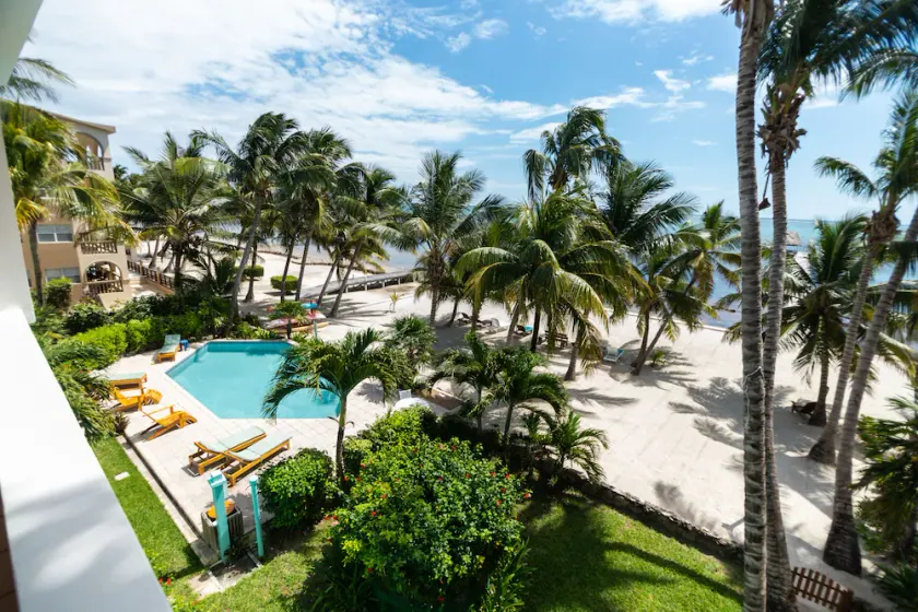 10% OFF ON STAYS OF 7 NIGHTS OR MORE ! AMAZING BEACHFRONT PROPERTY.. - Image 1