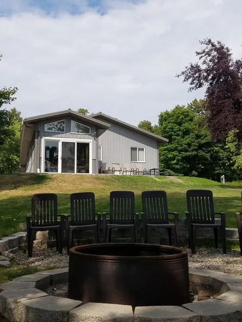Family friendly Birch Point vacation home on beautiful Big Bay - now with AC! - Image 1