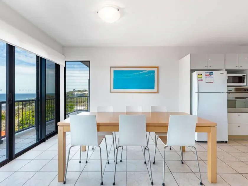 Exceptional ocean views in Sunshine Beach - Image 1
