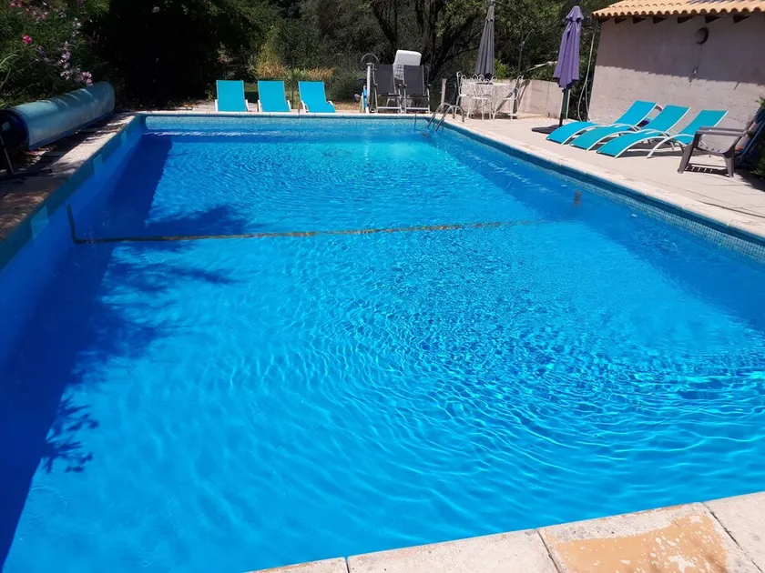Maison avec piscine, très belle vue Ste Victoire, 10 mn d'aix en provence - Image 1