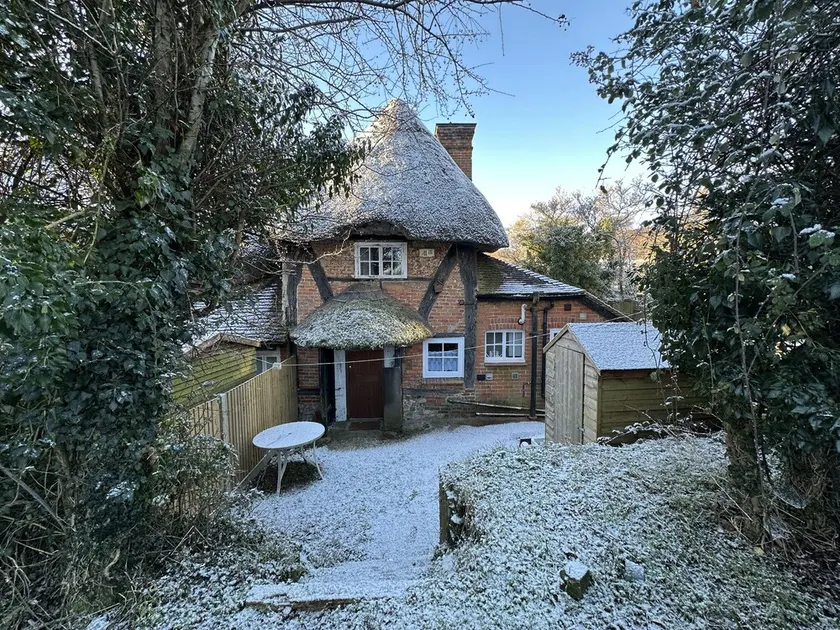 Hop Cottage - Image 1
