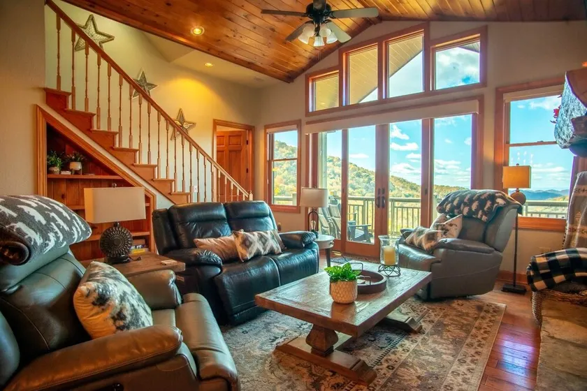 Spring Rock Retreat- Private Club Access - Image 1