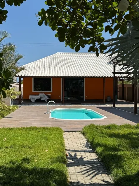 Casa Nova Recém Construída - Image 1