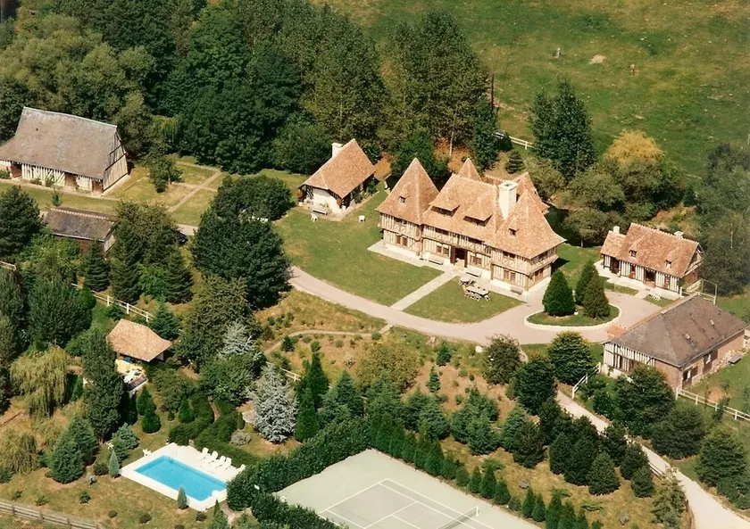Magnífica propriedade no coração do Pays d'Auge, 2 horas de Paris, a 40 minutos de Deauville - Image 1