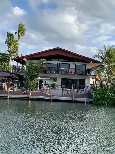 Venetian Tropics vecka Pvt hem w / uppvärmd pool, 2or3 sovrum / 70ft brygga w / kanal - Image 1