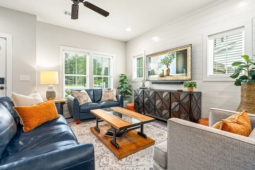 Auburn Stadium-Arena 1.4 Mi / Golf & Tennis Easy Drive / Convenient Location - Image 1