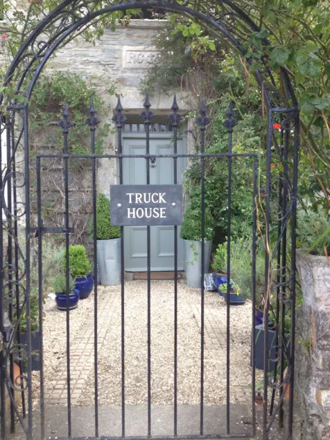 Luxury accommodation and Pet Friendly in the heart of Cornwall. - Image 1