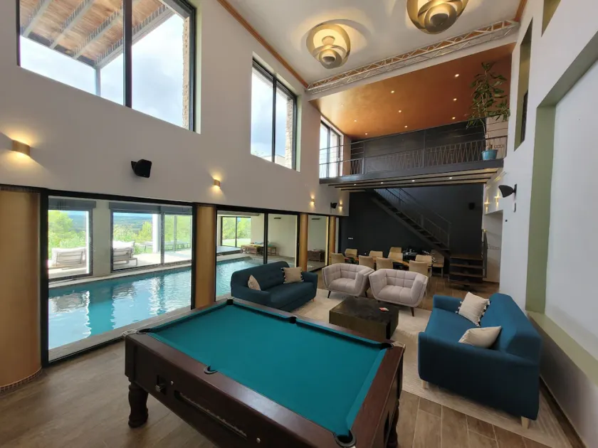 Villa du Belvédère, piscine intérieure, spa et hammam - Image 1