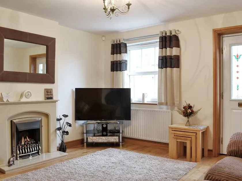 2 bedroom accommodation in Allonby, near Maryport - Image 1