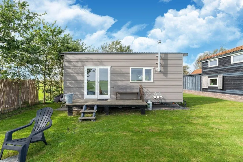 Holiday Home in Burgerbrug Near the Beach - Image 1