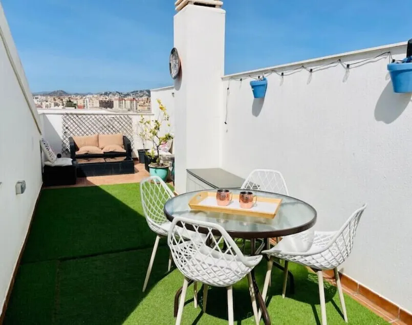 Magnifique Duplex avec terrasse proche de la plage - Image 1