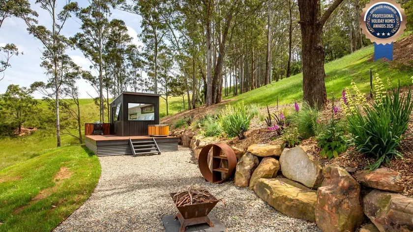 Burroo at Kangaroo Valley I Perfect Views I Outdoor Bath - Image 1