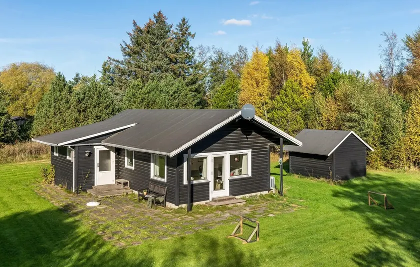Three-Bedroom Holiday Home In Strandby - Image 1