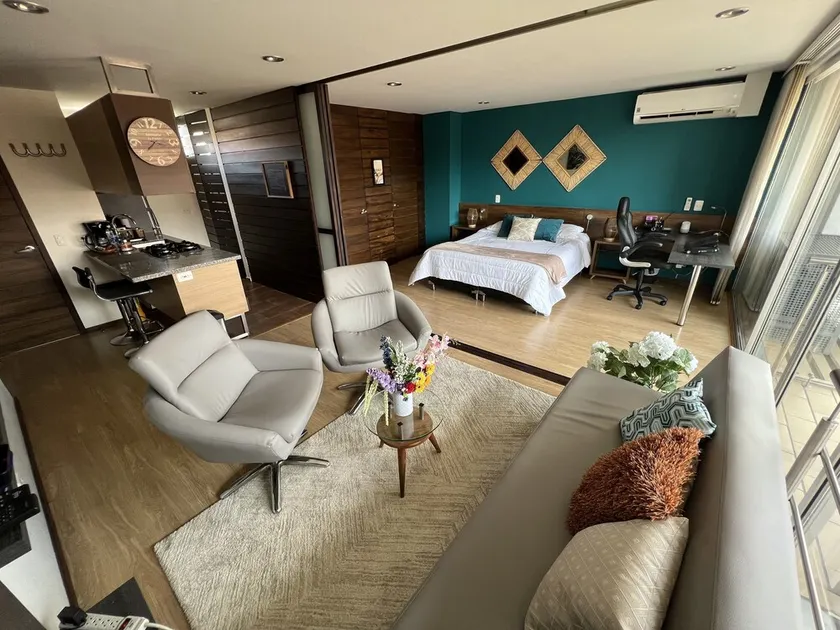 Stylish Studio Laureles · AC · Fast WiFi · Balcony - Image 1