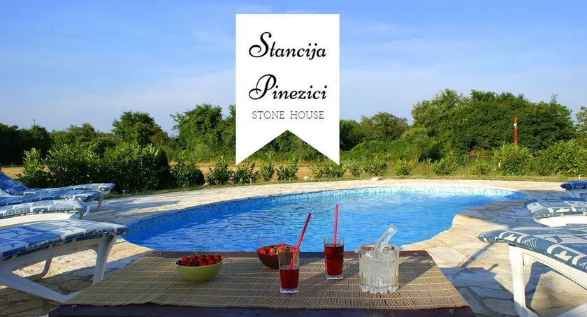 From the 23-10. 07 Discount 15% Large STONE HOUSE, with 4000m2 PLAYGROUND - Image 1