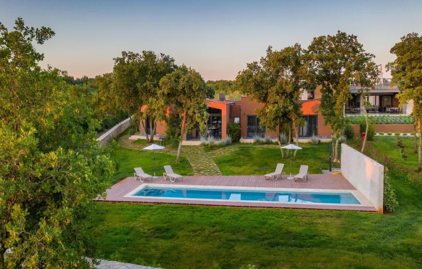 Amazing home in Vodnjan with private swimming pool, can be inside or outside - Image 1