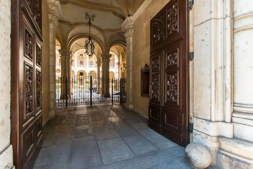 GuestHost - Palazzo Saluzzo Paesana Beautiful Flat - Image 1