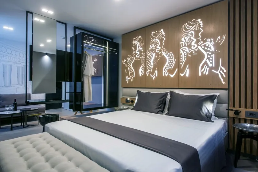 Lavris City Suites - Image 1