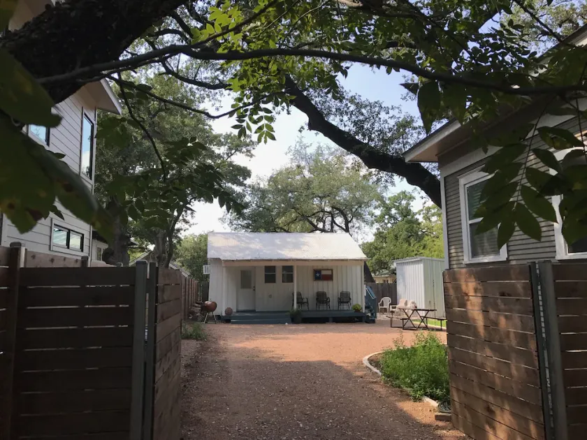 Walking distance to Zilker Park, ACL, and so much more! - Image 1