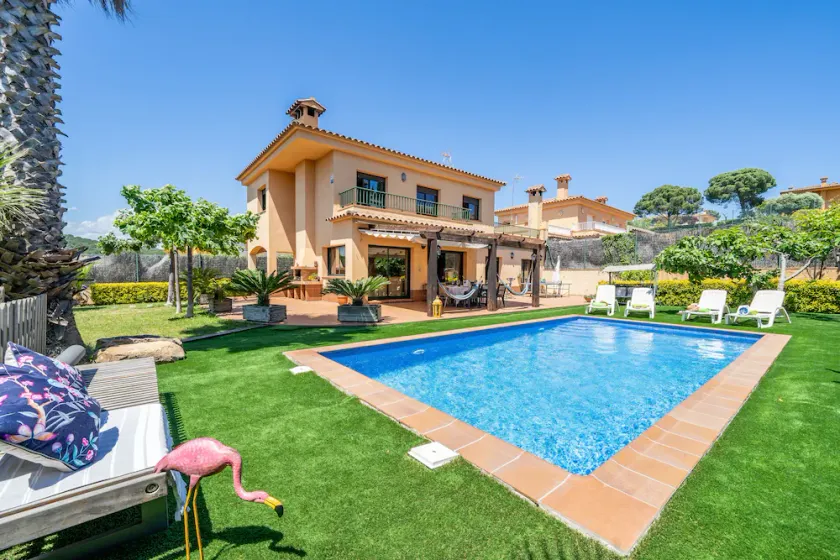 Villa Jaruco Lux Piscina Privada Familiar BBQ Aire Acondicionado - Image 1