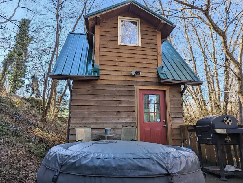 W Avl Tiny Home, tierfreundlich, in der Nähe der Innenstadt - Image 1