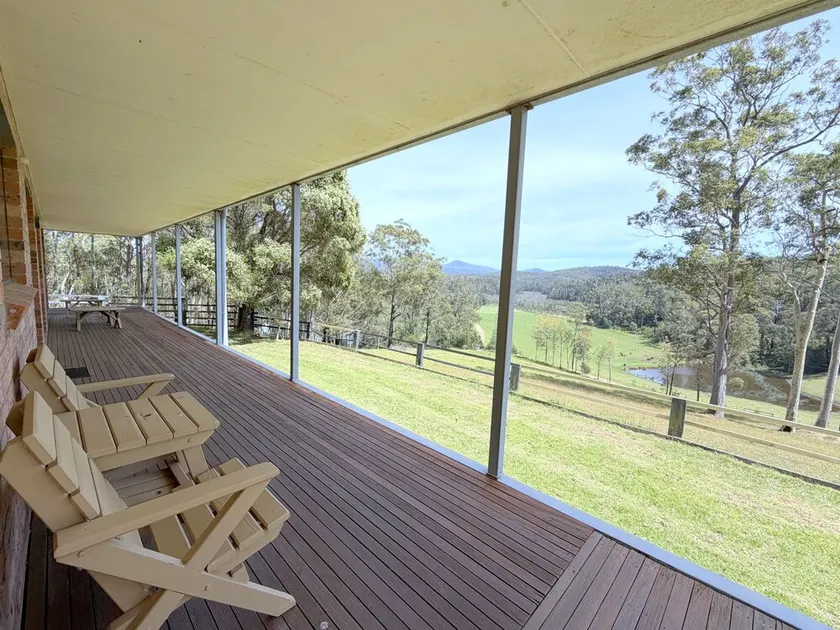 Valley View Retreat - your quiet riverside escape - Image 1