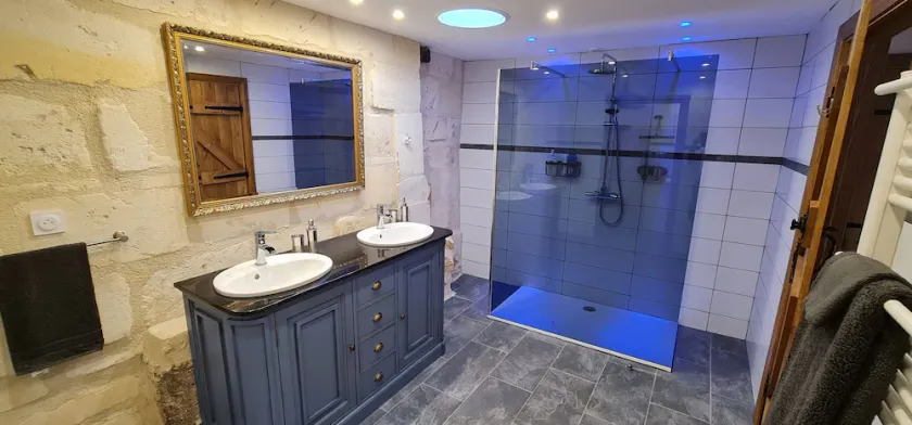5 star Luxury stone cottage with own private heated pool  - Image 1