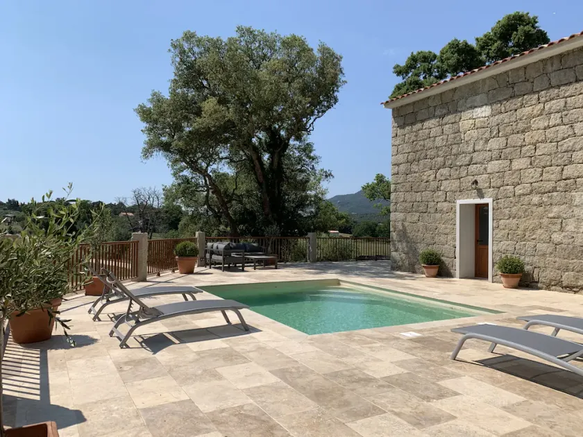 Maison de Campagne Authentique - Image 1