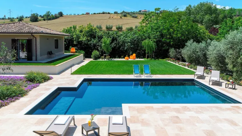 VILLINO LE MOIE 4&2, Emma Villas - Image 1