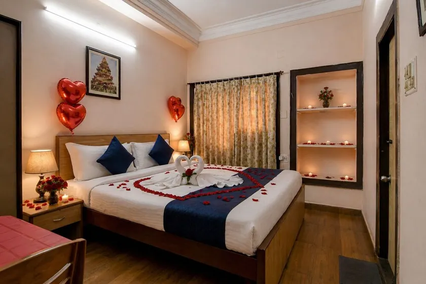 Hotel Blue Bird - Image 1
