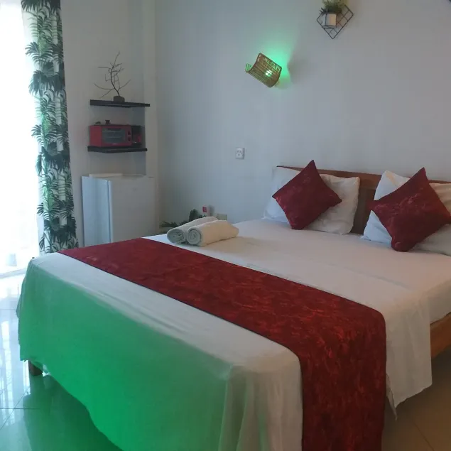 Cosy beach side studio - Image 1