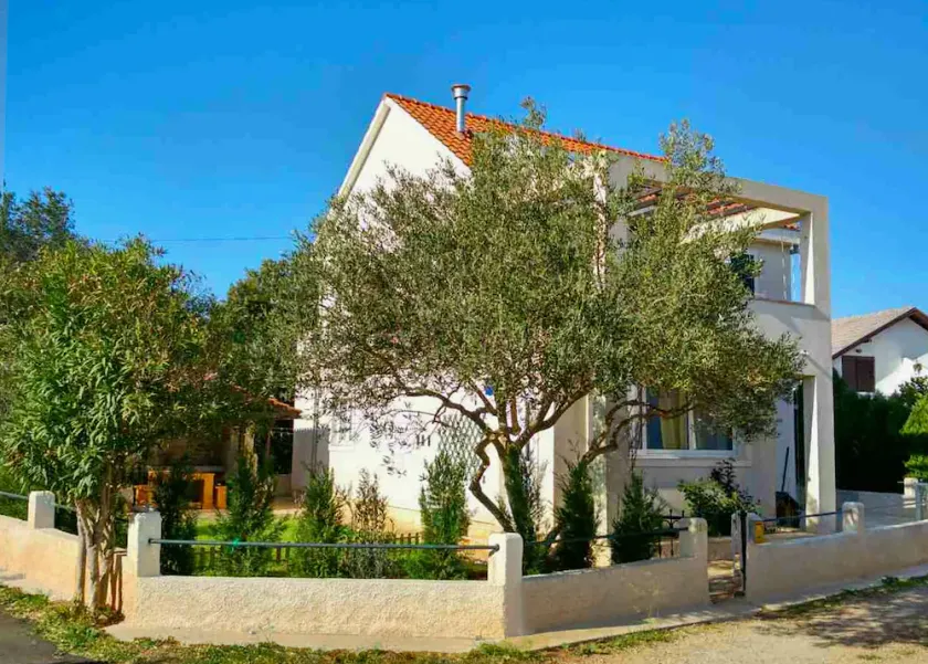 Maslina Tree House (Hvar) - Smuk lejlighed med have tæt på havet - Image 1